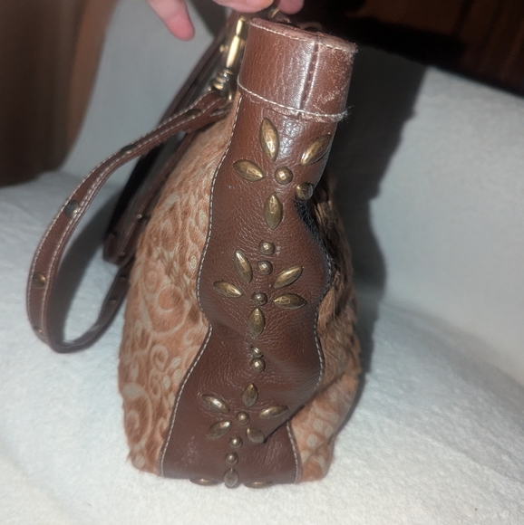 Isabella Fiore Brown Tote Bag with Vintage-Inspired Design Y2K - Picture 6 of 11